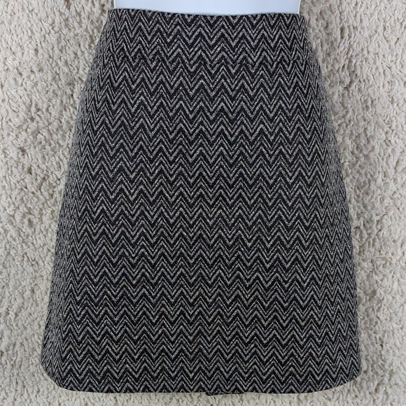 LOFT* Women's Half Side Zipper‎ Hook & Loop Zig Zag Design A-Line Skirt~ Size 6P - Picture 1 of 9